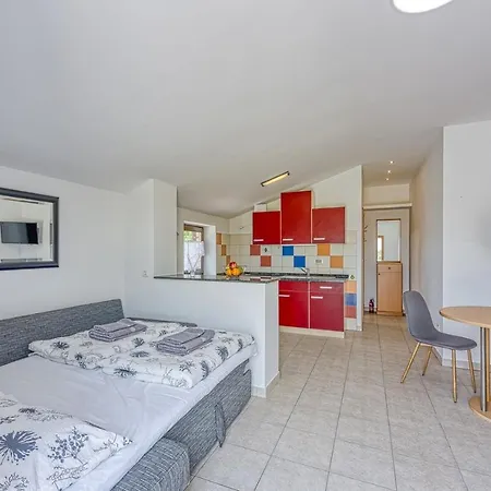 House Iris With Private Pool * Porec