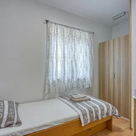 ヴィラ House Iris With Private Pool ポレッチ