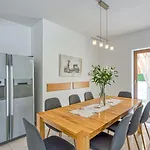 House Iris With Private Pool Villa Poreč