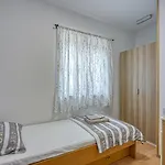 Villa House Iris With Private Pool Poreč