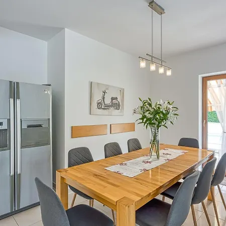 House Iris With Private Pool Villa Poreč